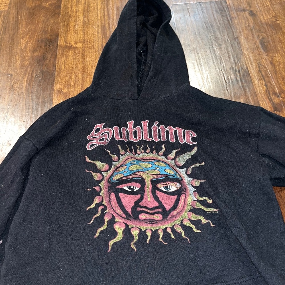 Sublime sun crop top sweater